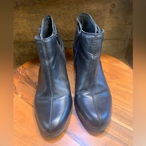Nurture womens booties